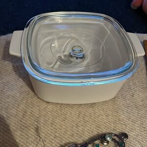CorningWare White Casserole Dish with Lid 1.5 liter